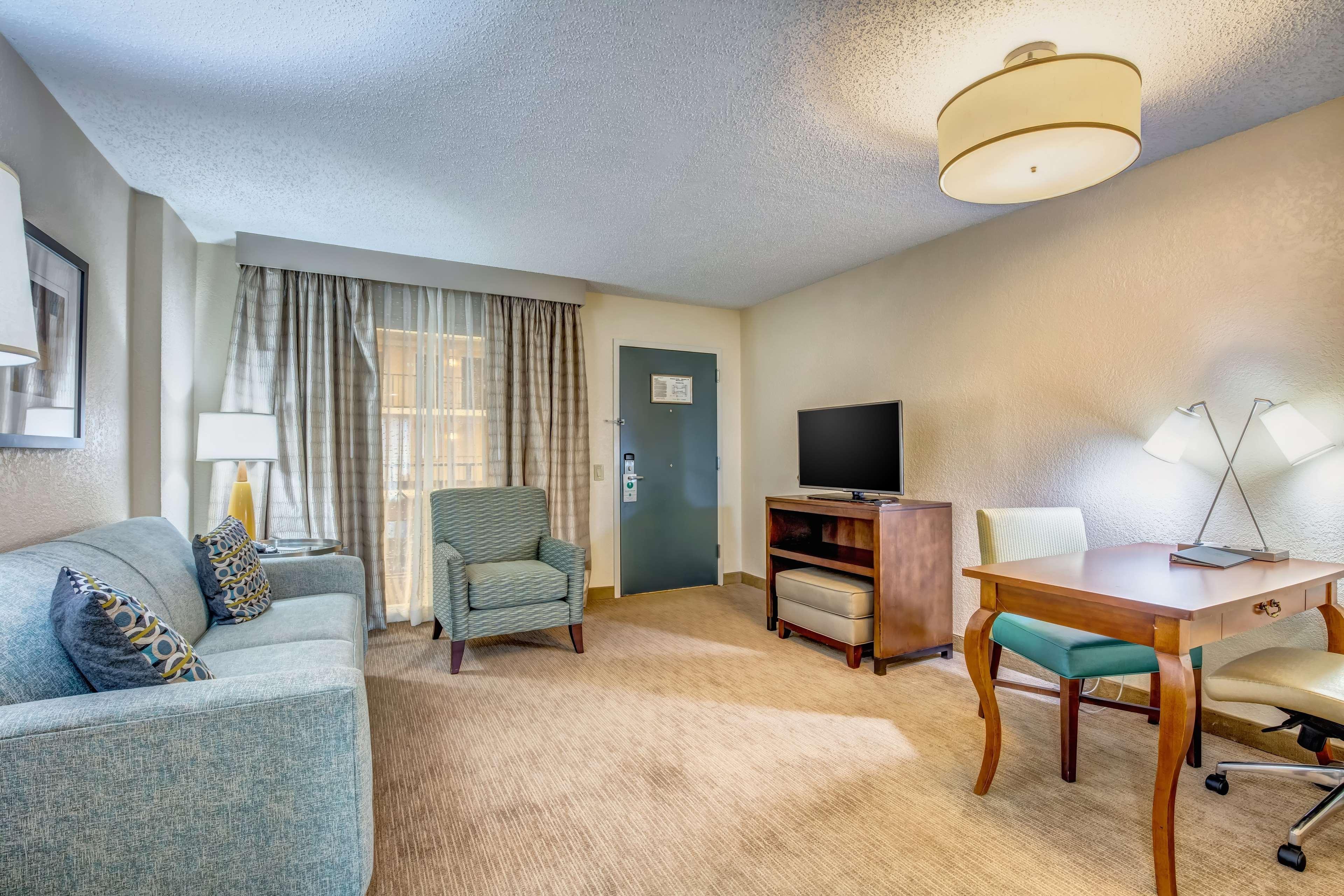Embassy Suites By Hilton Memphis East Germantown Area Eksteriør billede